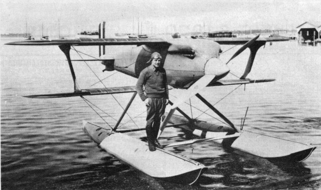 Curtiss R3C / F3C – All Aero