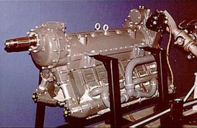 First Inverted Vee Engine Ranger V-770 – All Aero